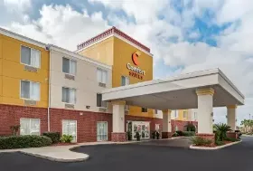 Photograph of Comfort Suites, Foley