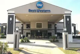 Photograph of Best Western Inn, Monroeville
