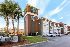 Photograph of La Quinta Inn & Suites, Satsuma