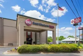 Photograph of Best Western At Oak Mountain, Pelham