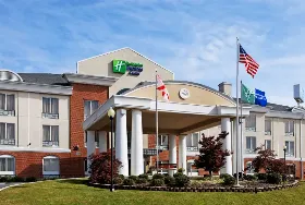 Photograph of Holiday Inn Express, Cullman