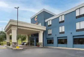 Photograph of Comfort Suites, Fultondale