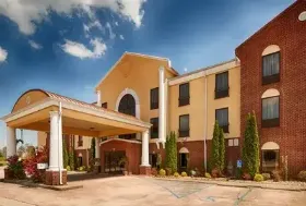 Photograph of Best Western Bass Hotel & Suites, Leeds
