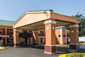 Photograph of Econo Lodge, Decatur