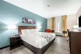 Photograph of Country Inn & Suites,