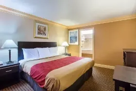Photograph of Rodeway Inn, Birmingham