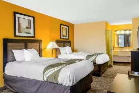 Photograph of Quality Inn, Troy