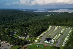 Photograph of Georgia Mountain RV Resort, Guntersville