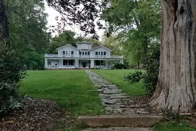 Photograph of Treasure Island Bed And Breakfast, Pell City