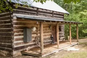 Photograph of Bear Creek Log Cabins, Fort Payne