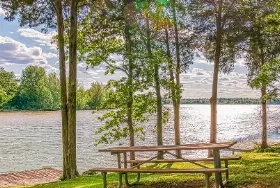 Photograph of Doublehead Resort, Town Creek