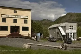 Photograph of Gilpatrick's Hotel Chitina, Chitina