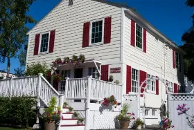 Photograph of Wildflower Inn Bed & Breakfast, Anchorage