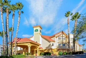 Photograph of La Quinta Inn & Suites, Tucson