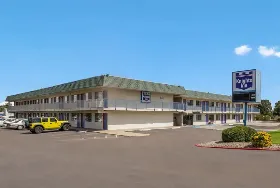 Photograph of Knights Inn, Sierra Vista