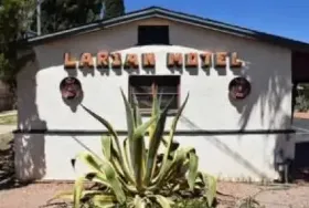 Photograph of Larian Motel, Tombstone