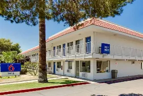 Photograph of Motel 6, Tempe