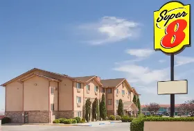 Photograph of Super 8, Kingman