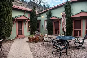 Photograph of Jonquil Motel, Bisbee