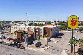 Photograph of Super 8, Yuma