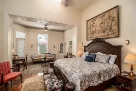 Photograph of The Royal Elizabeth Bed & Breakfast Inn, Tucson