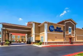 Photograph of Best Western Sherwood Inn & Suites, North Little Rock