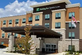 Photograph of Holiday Inn Express, Fort Smith