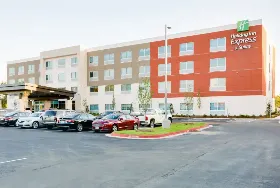Photograph of Holiday Inn Express, Russellville