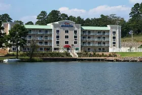 Photograph of Baymont by Wyndham, Hot Springs