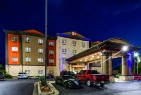 Photograph of Best Western JFK Inn & Suites, North Little Rock