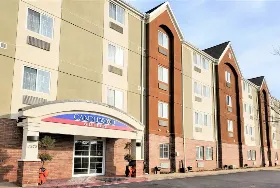 Photograph of Candlewood Suites, Fayetteville