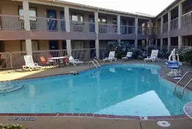 Photograph of Motel 6, Little Rock