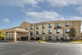 Photograph of Comfort Inn & Suites Russellville I-40, Russellville