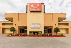 Photograph of Econo Lodge,