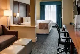 Photograph of Comfort Suites, Texarkana