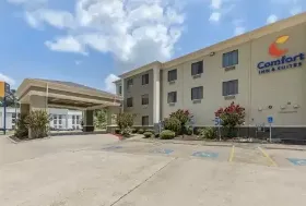 Photograph of Comfort Inn, El Dorado