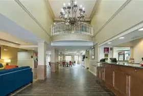Photograph of Quality Suites, Springdale