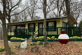 Photograph of A Cute Little Cottage, Rogers