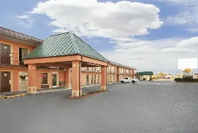 Photograph of Rogers Inn, Rogers