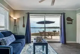 Photograph of Willow Beach Resort, Hot Springs