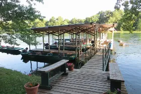 Photograph of Rainbow Drive Resort, Cotter