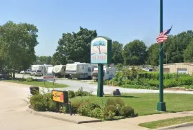 Photograph of Green Tree RV Park, Siloam Springs