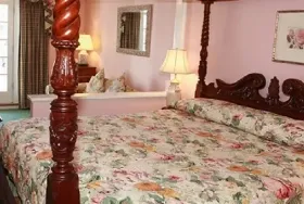 Photograph of Brigadoon Bed And Breakfast, Eureka Springs