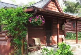Photograph of Tall Pines Inn, Eureka Springs
