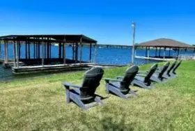 Photograph of Waters Edge Vacation Rentals, Hot Springs
