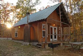 Photograph of Locke Mountain Cabins, Mountainburg