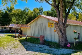 Photograph of Court Square RV Park, Mountain View