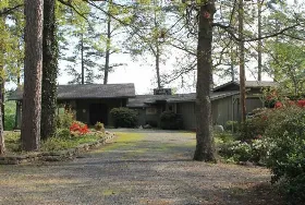 Photograph of Dogwood Point Lake House, Hot Springs