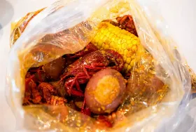 Photograph of Claws Restaurant, Garden Grove