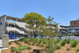 Photograph of Americas Best Value Inn, Oakland
